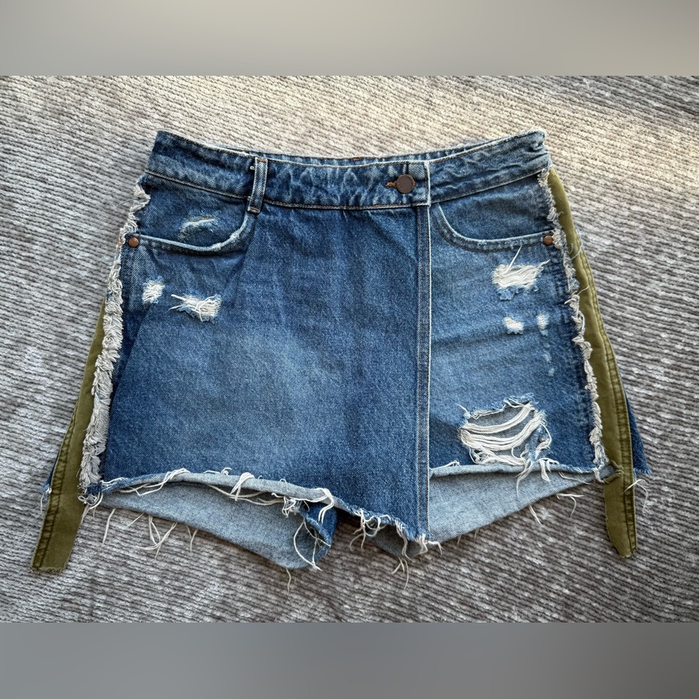 Zara Women’s Denim Skort Blue/Green Size S